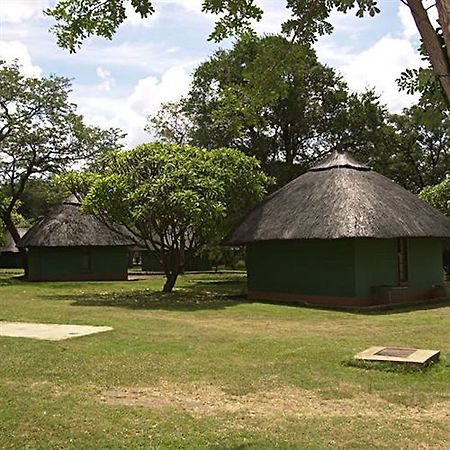 Victoria Falls Restcamp And Lodges Экстерьер фото